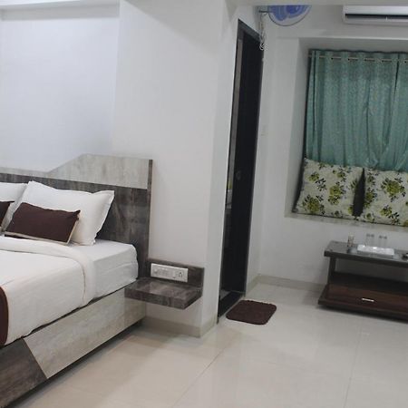 Hotel Park Inn Andheri West Bombay Eksteriør billede